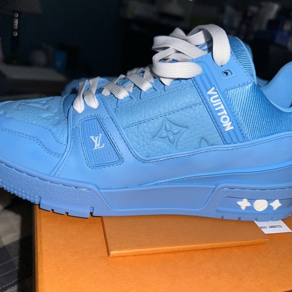 NWT Louis Vuitton Trainers Blue Embossed Monogram - Picture 6 of 10